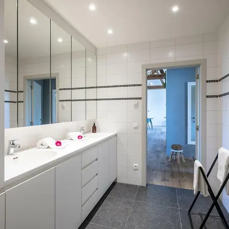 Den Beer Apartment *
